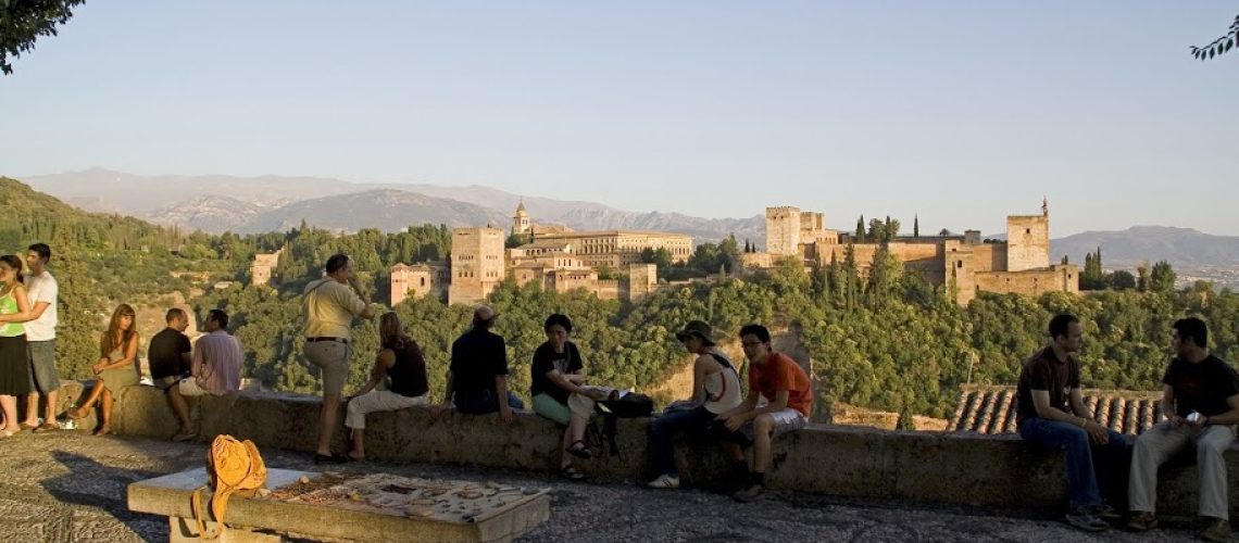 asociación guias alhambra -granada en 1 dia